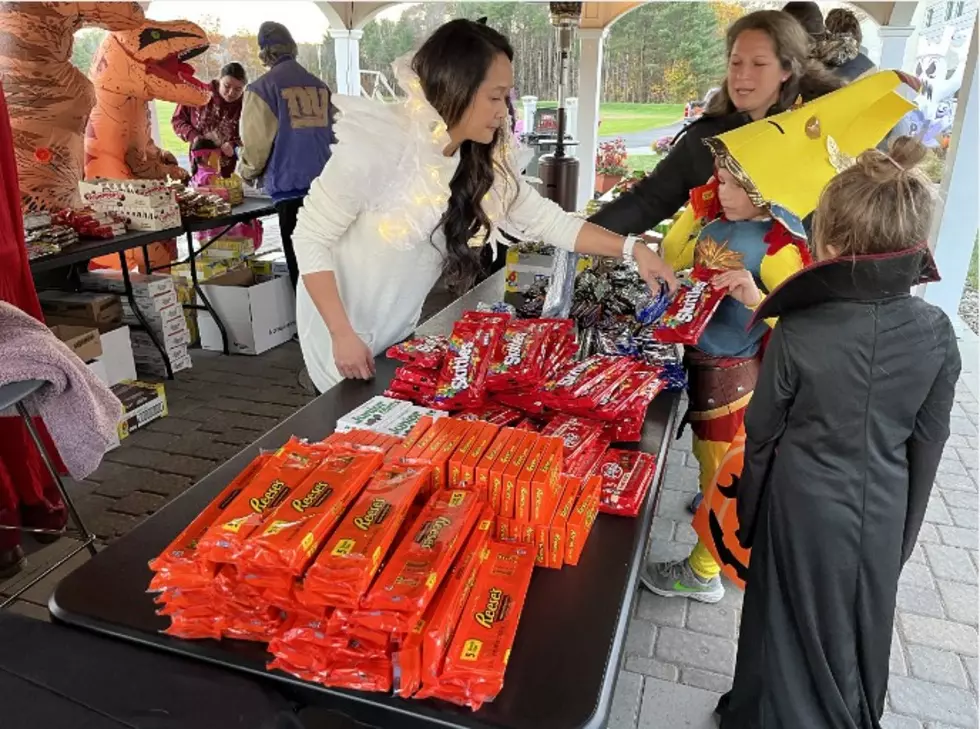 UPDATE: Password to Get 3 King-Sized Candy Bars in Lewiston, Maine